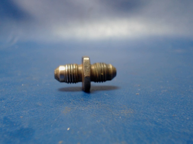 AN815-4 AN FITTING - Union (Steel)